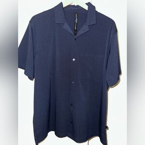 Lululemon Men’s Short Sleeve Button Shirt